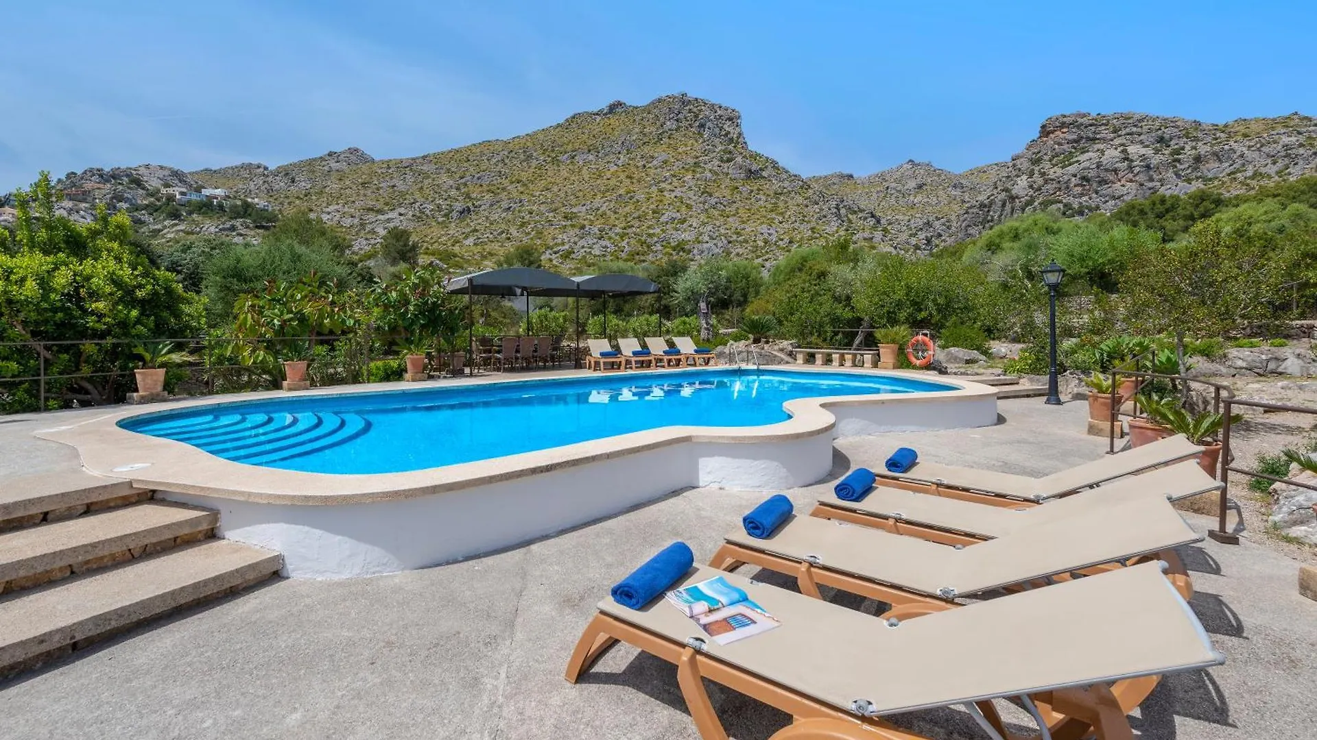 Villa Montana Pollença Semesterbostad
